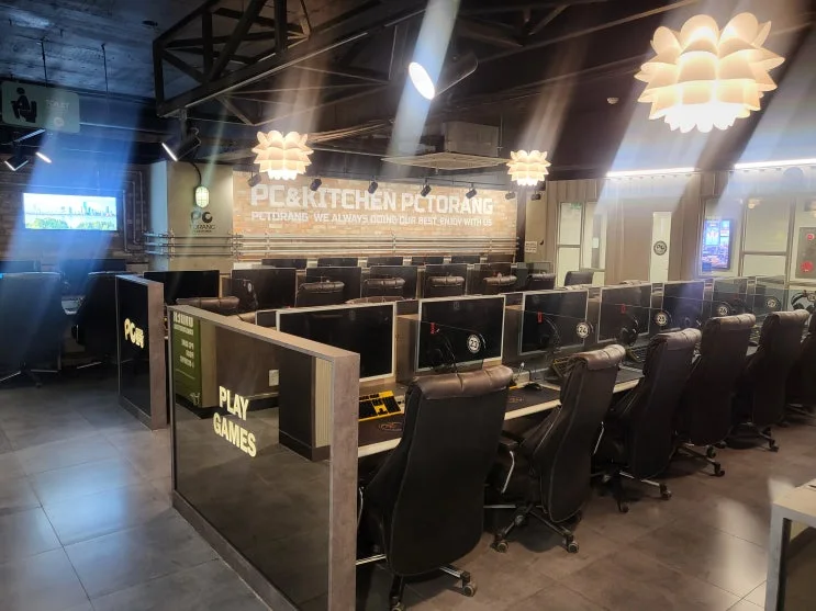 부산 동구 00피시방