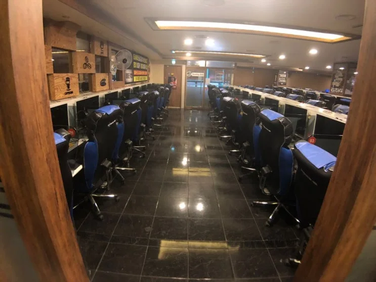 경남 김해 00피시방