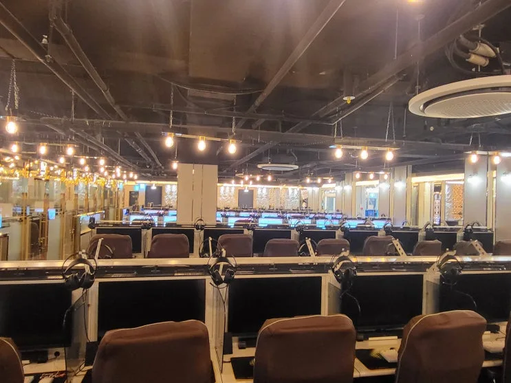 부산 해운대구 00피시방