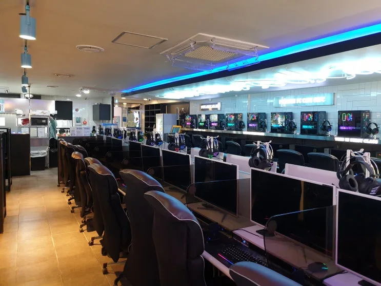 부산 사하구 00피시방