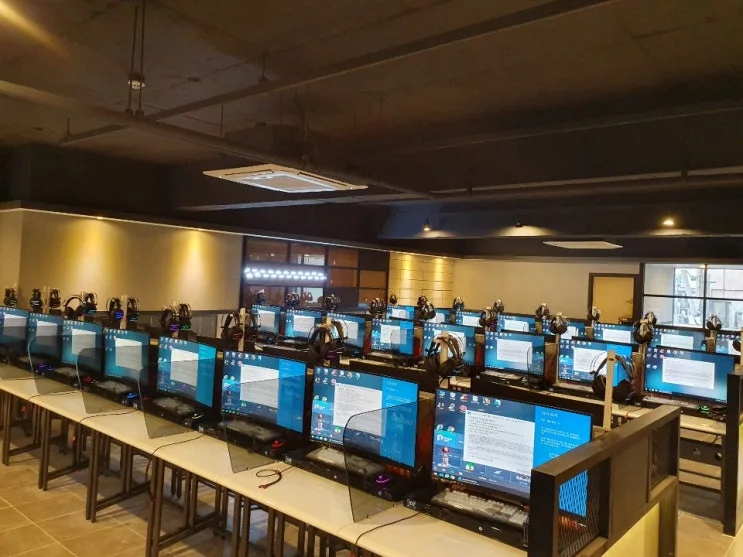 경기 안양 00피시방 현장 사진 4