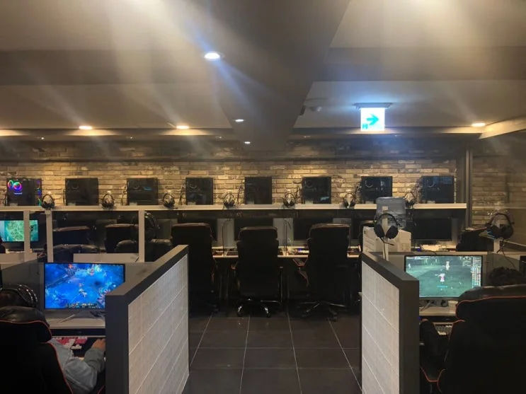 부산 사상구 00피시방